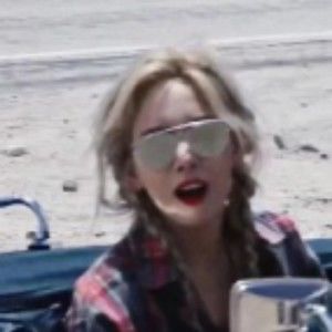 Meet your Posher, Darcy